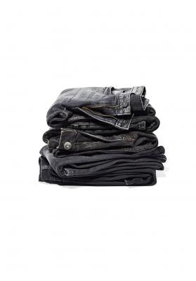 maklon celana cargo, grosir celana pria 2026, konveksi celana chino, supplier tangan pertama fashion pria, produksi denim premium.